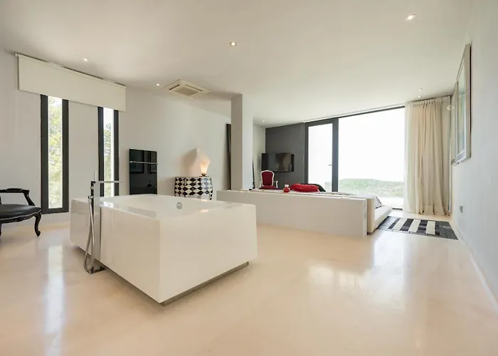 Luxury With Private Pool, Ibiza 1267 Villa *