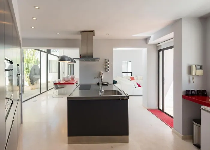 Luxury With Private Pool, Ibiza 1267 Willa